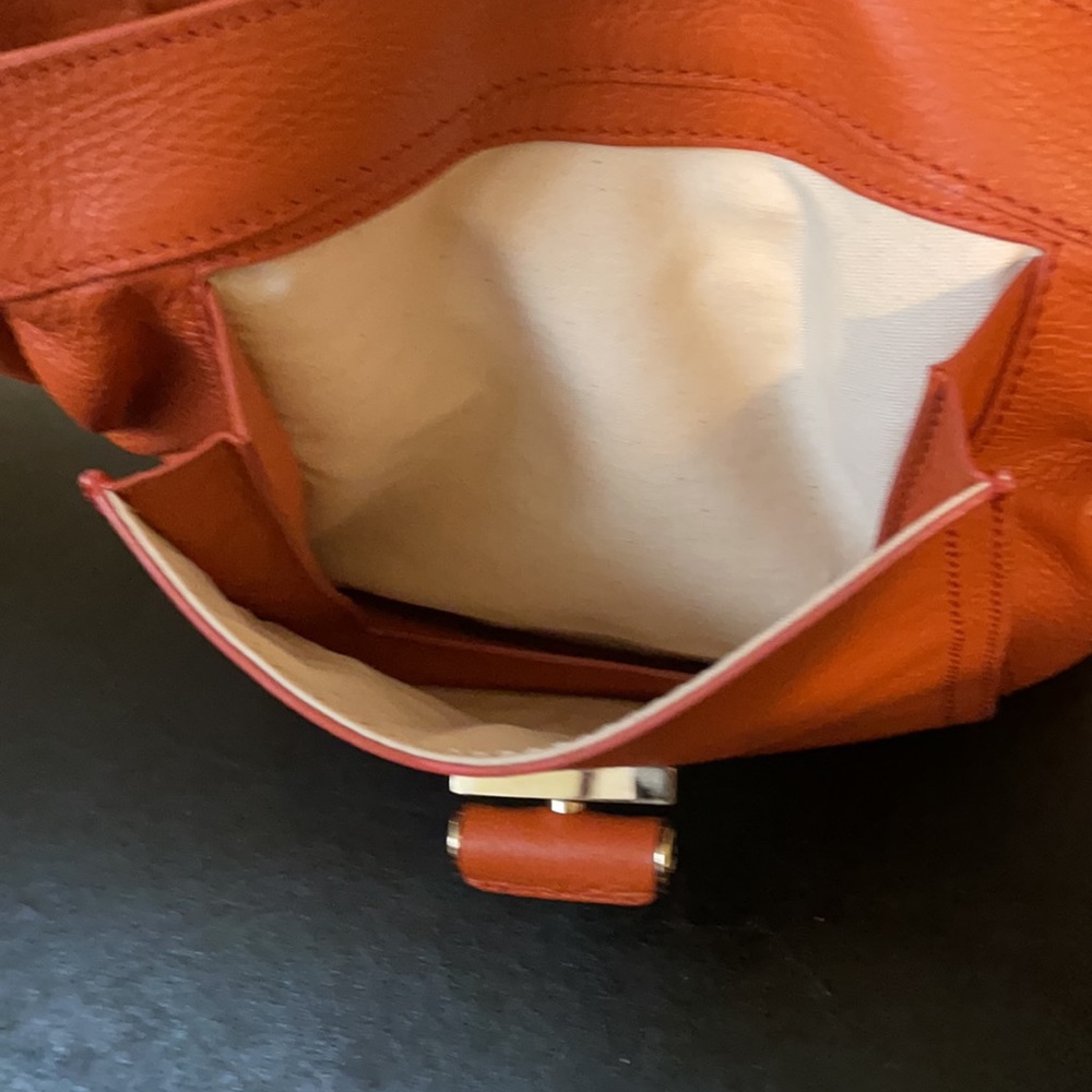 👜AUTHENTIC MCM ORANGE SHOULDER  BAG👜 - Picture 13 of 17